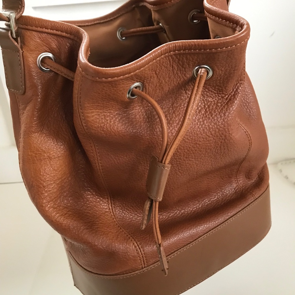 WILSONS Leather Bucket Bag Tan Shoulder Bag - Picture 4 of 16